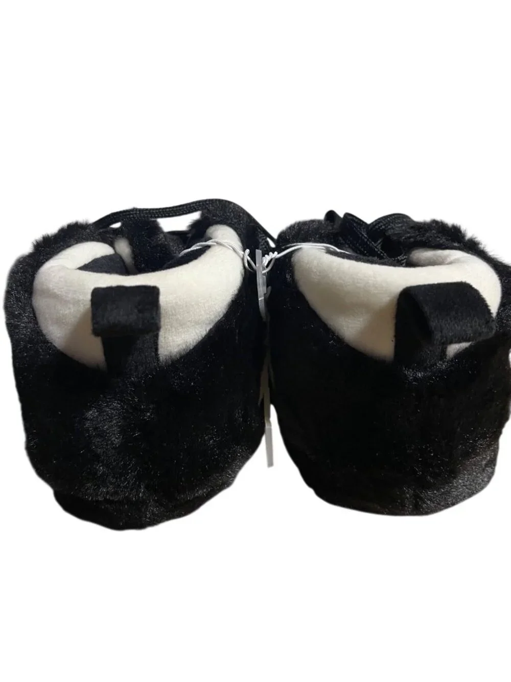 Cat & Jack Big Kids Journey Sneaker Slippers Size 4-5 Black White Plush Lace Up